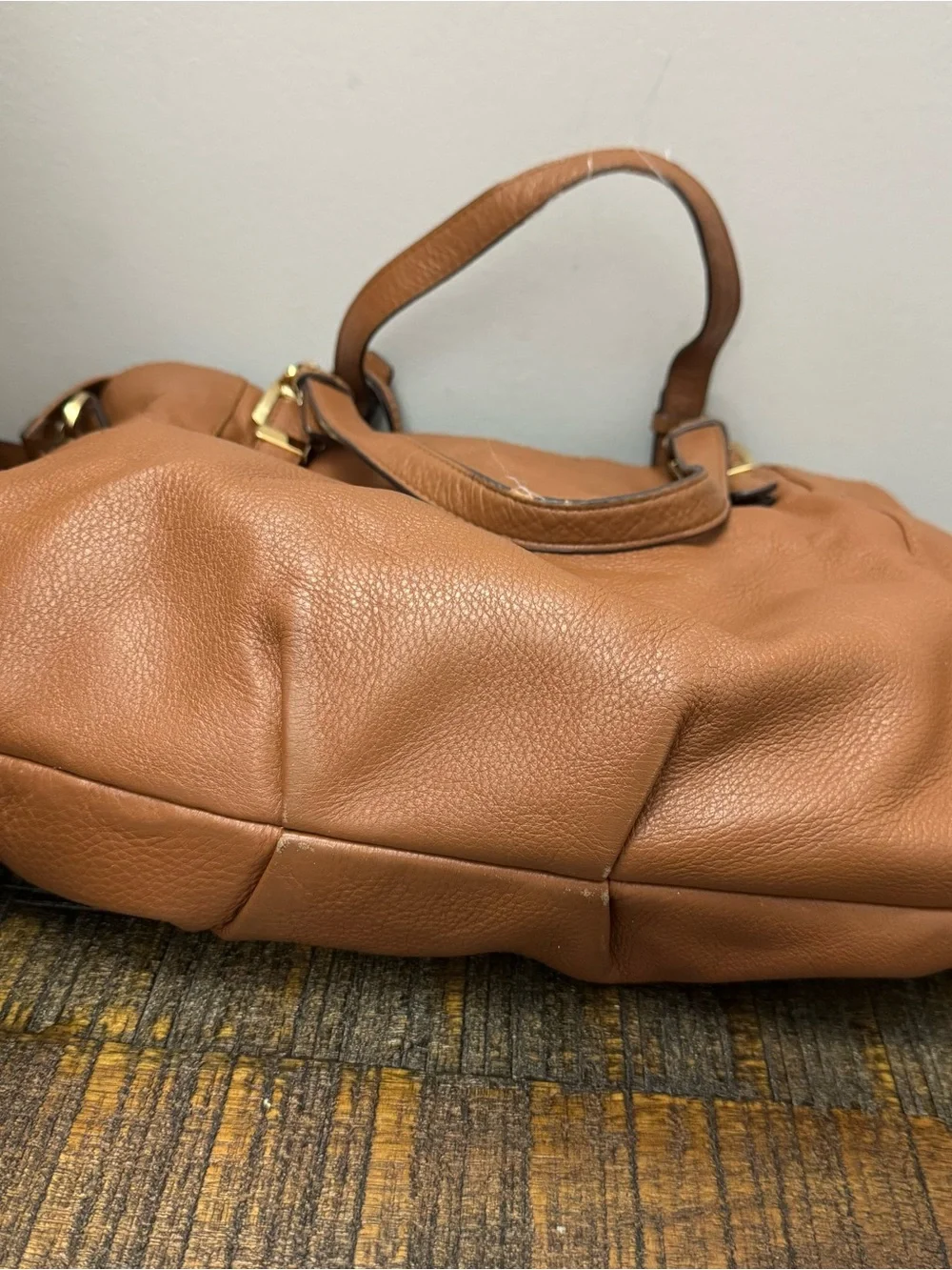 Michael Kors Tan Large Leather Shoulder Crossbody Bag purse